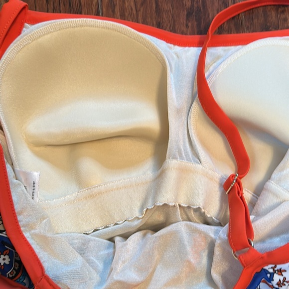 One piece Swimsuit with over skirt Size 14 - Picture 4 of 4